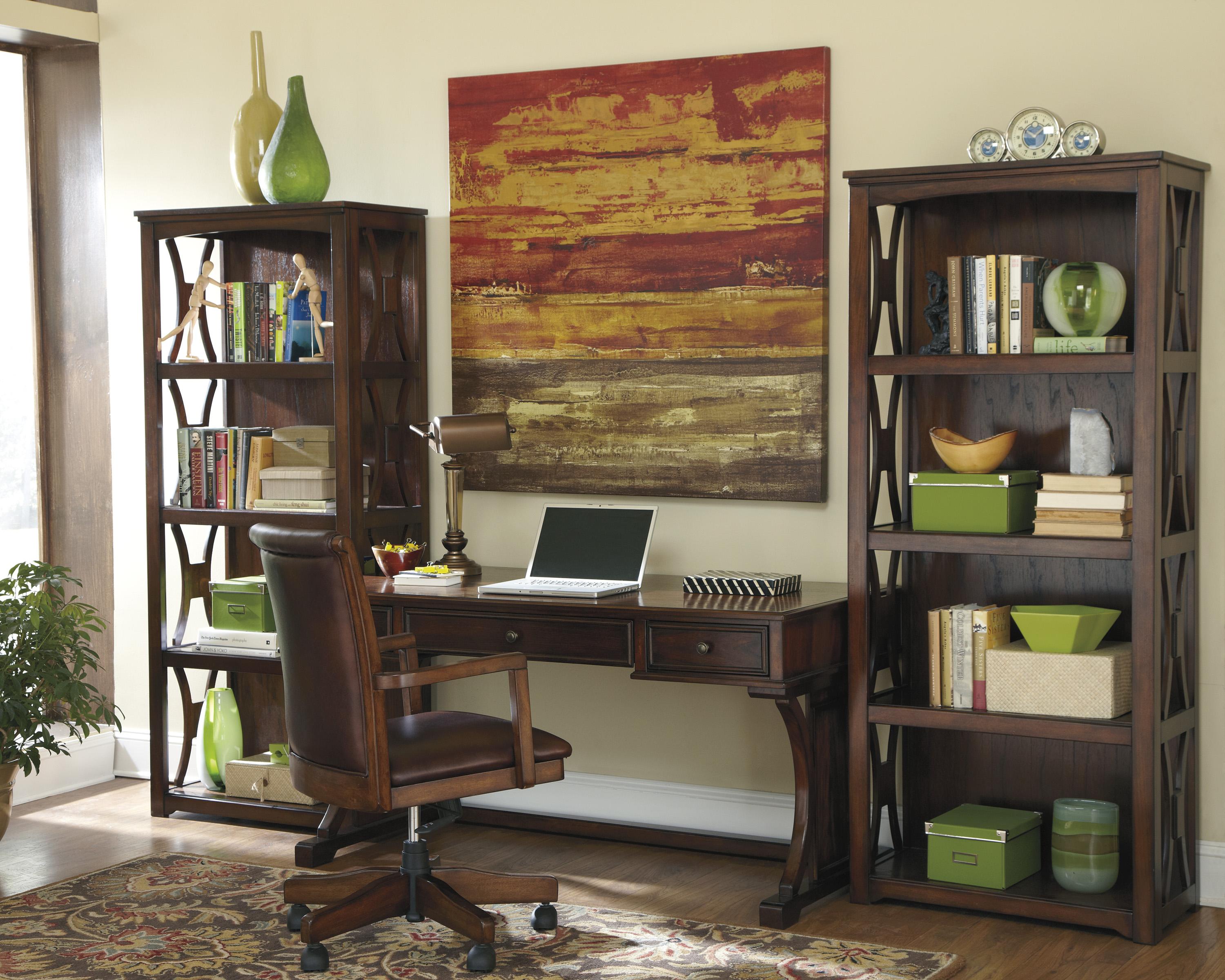 Signature design by ashley daylicrew home office 2025 desk and hutch